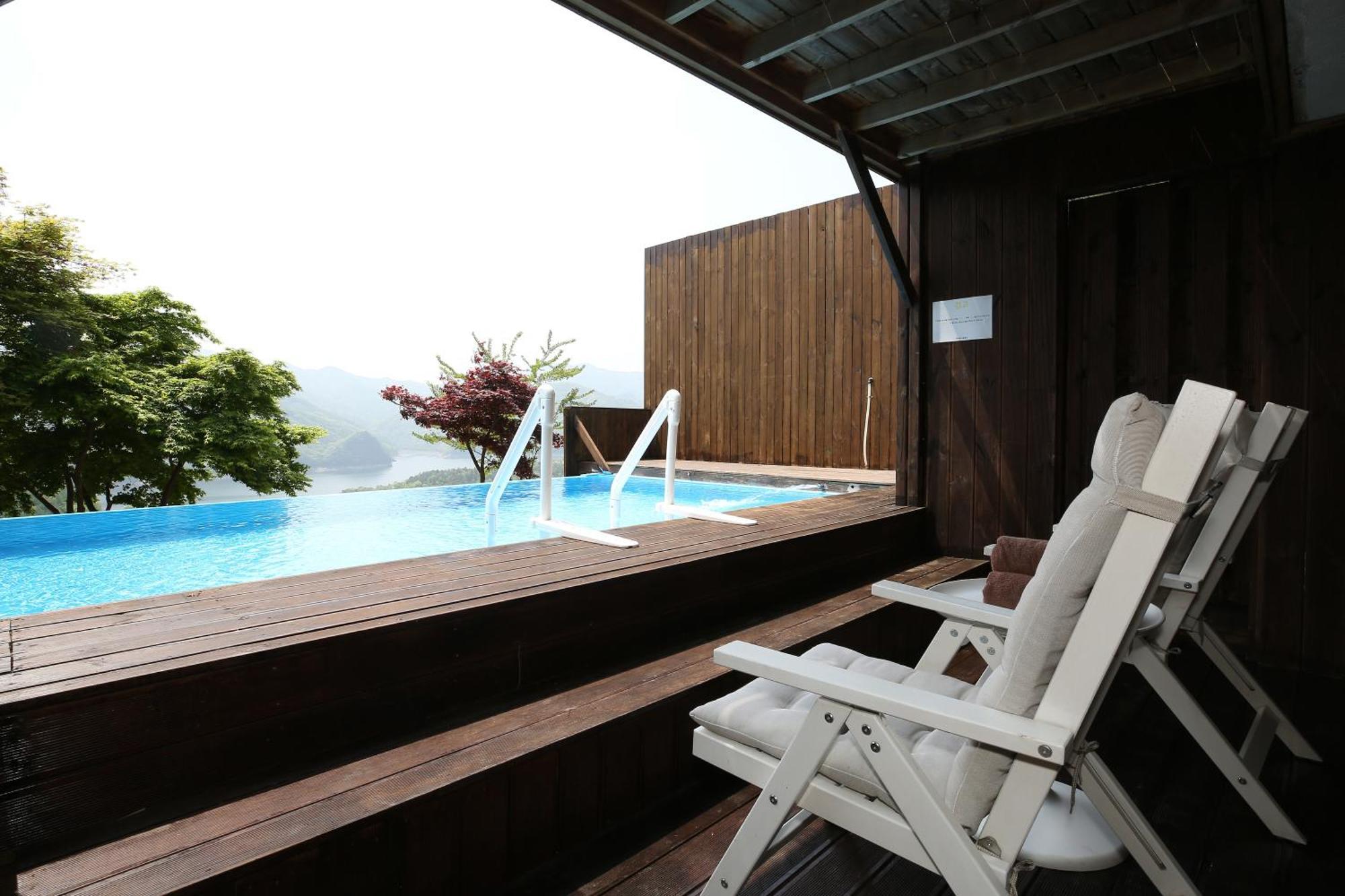 Chungju Penates Poolvilla A Room photo